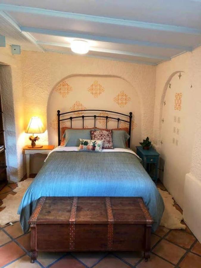 Bed and Breakfast El Viejo Adobe - Across From Sul Ross Campus Alpine Zewnętrze zdjęcie